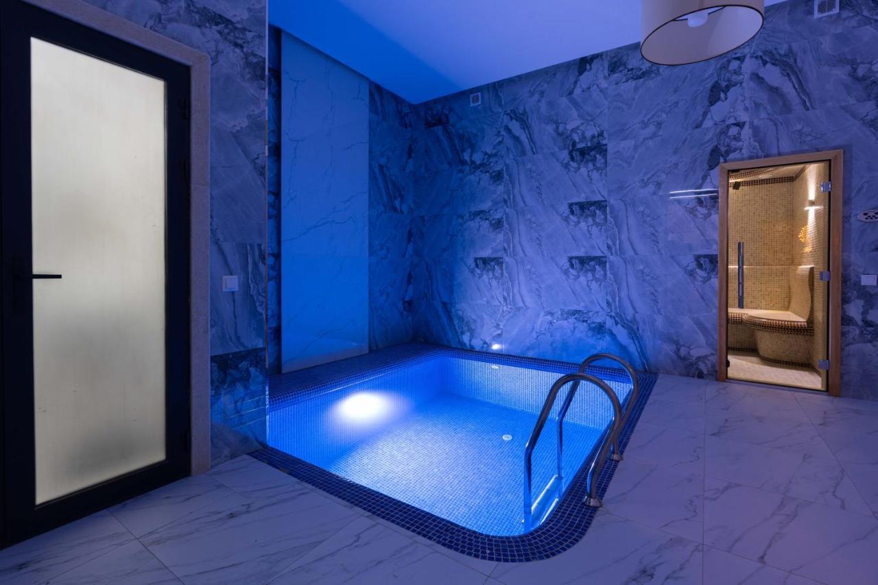 Aqua Hotel Tashkent Bagian luar foto