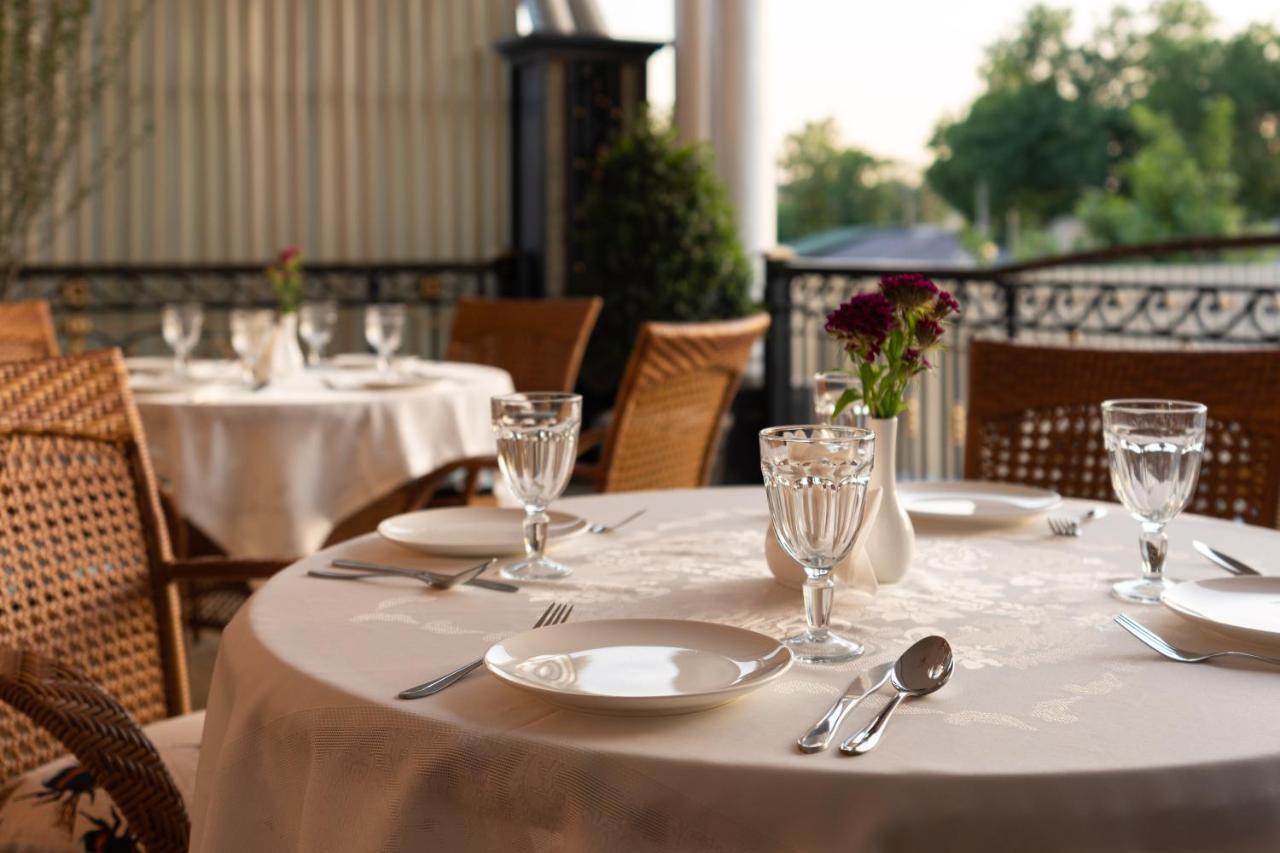 Aqua Hotel Tashkent Bagian luar foto